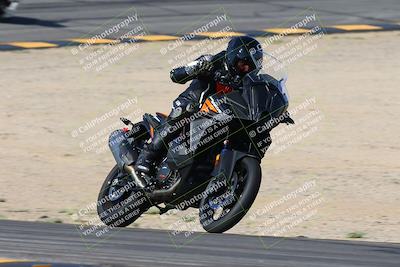 media/Oct-06-2024-Race Pace (Sun) [[d7d39ec7ad]]/9-Bowl Exit (940am)/